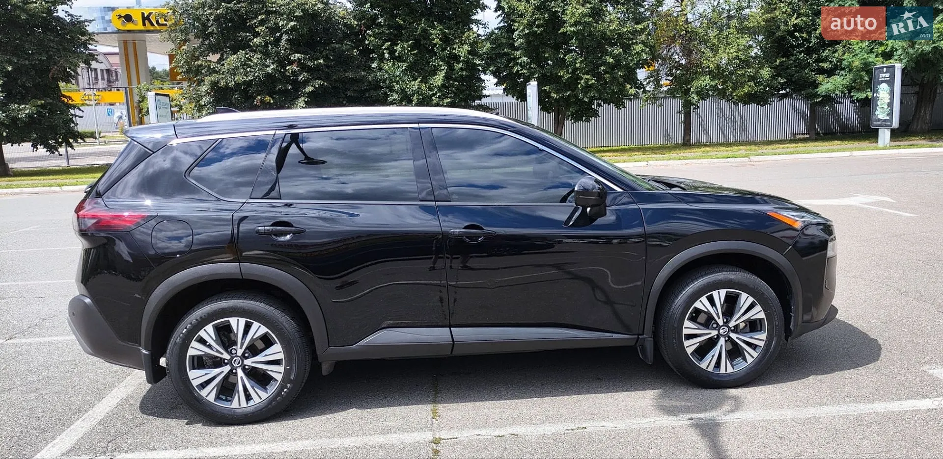2021 Nissan Rogue - мініатюра 3