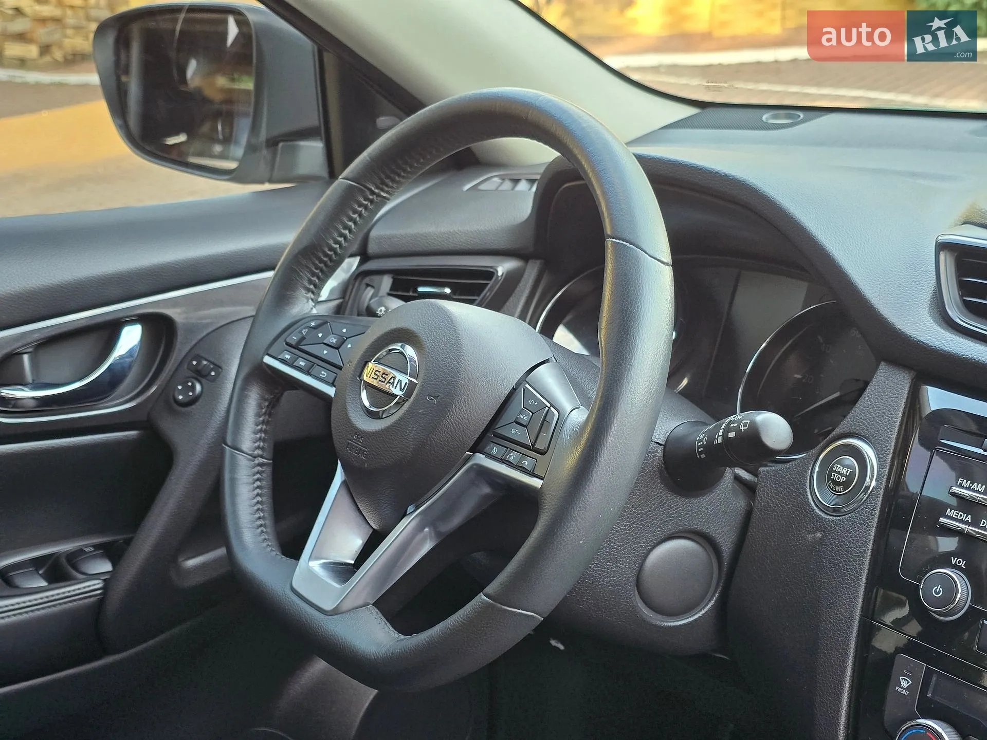 2017 Nissan Rogue - мініатюра 30