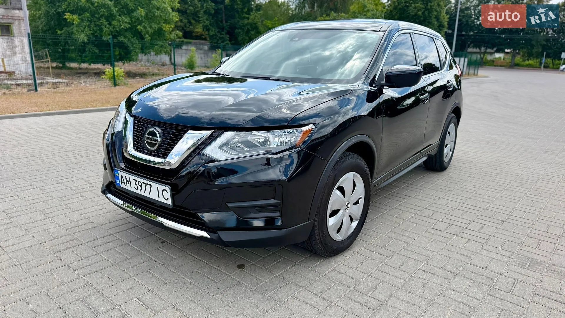 2018 Nissan Rogue - мініатюра 2