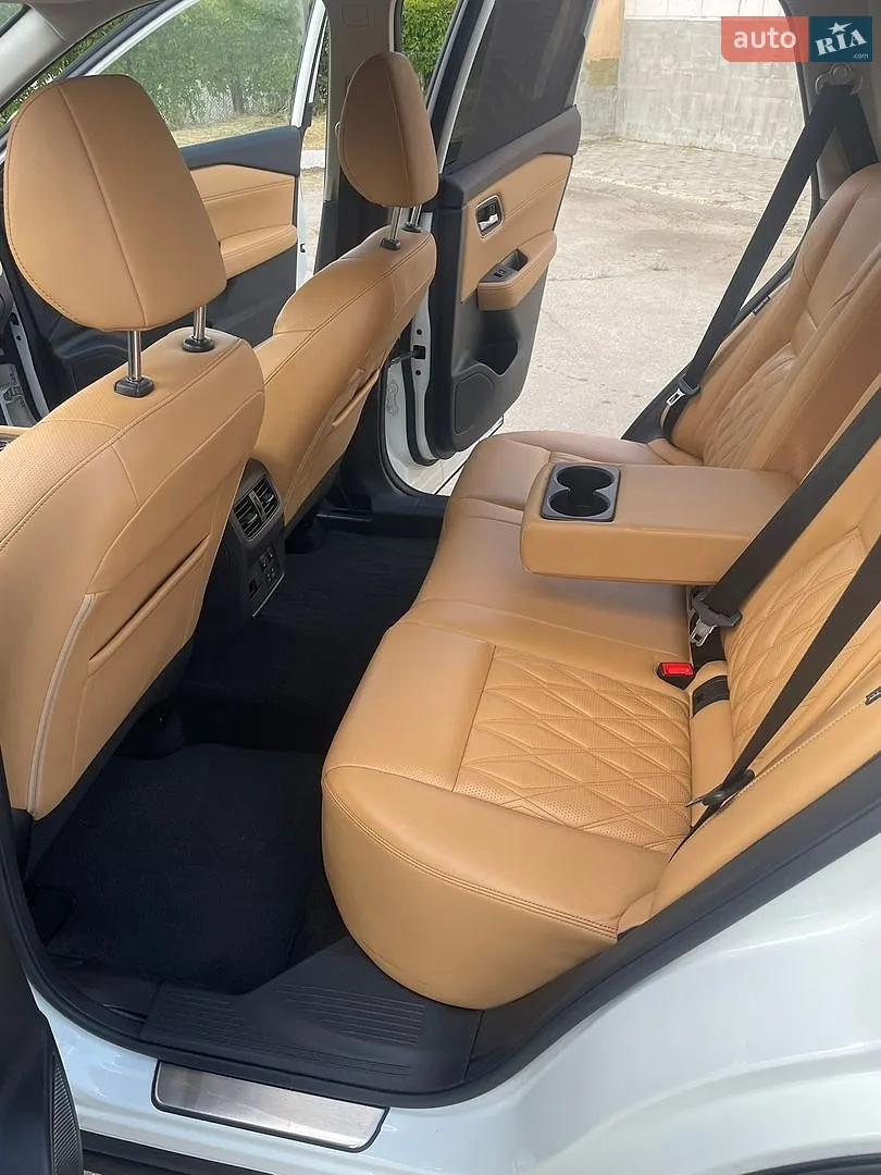 2020 Nissan Rogue - мініатюра 11