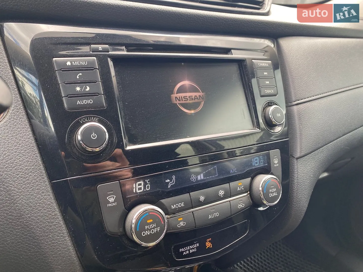 2018 Nissan Rogue - мініатюра 16