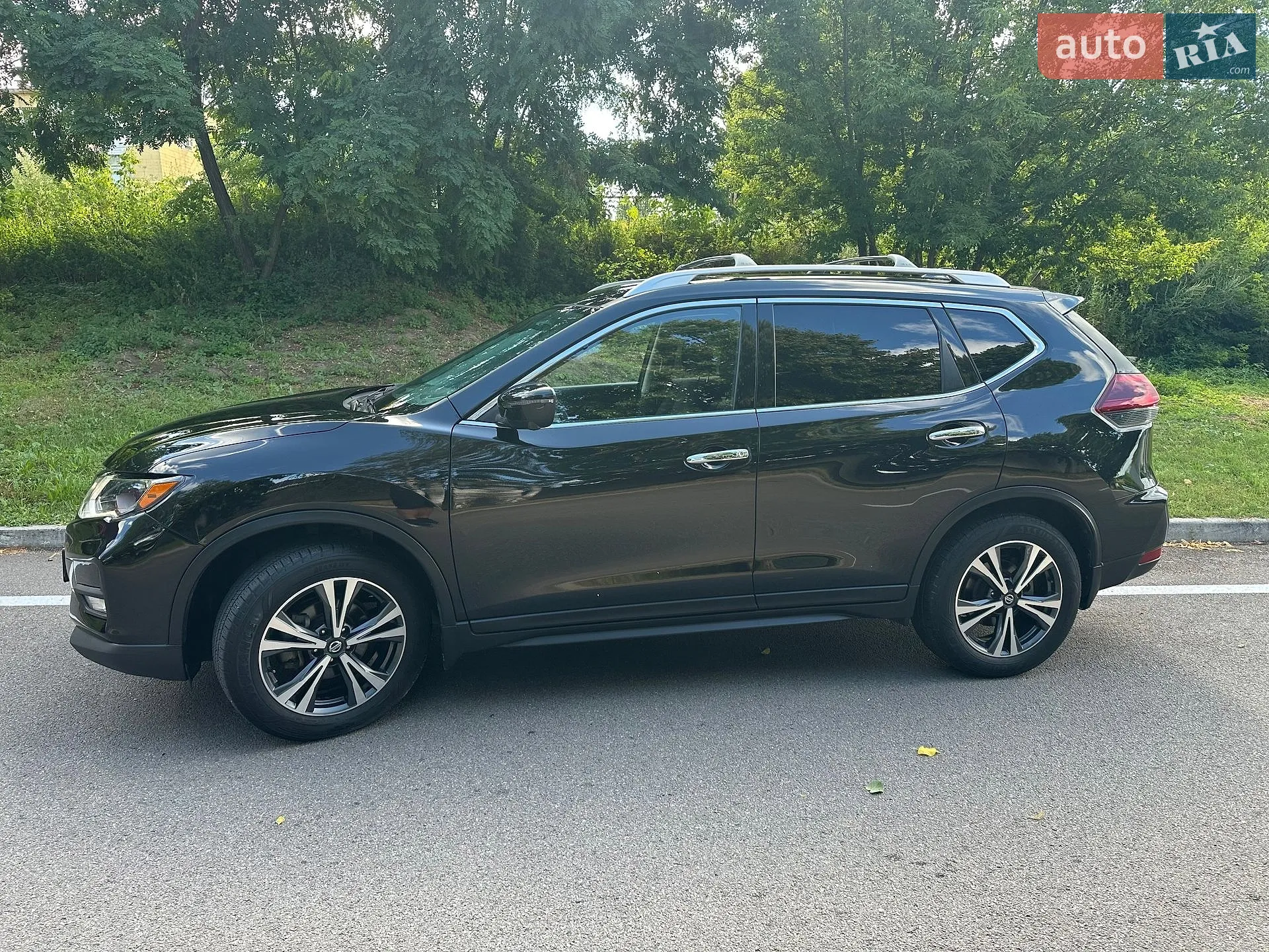 2019 Nissan Rogue - мініатюра 4