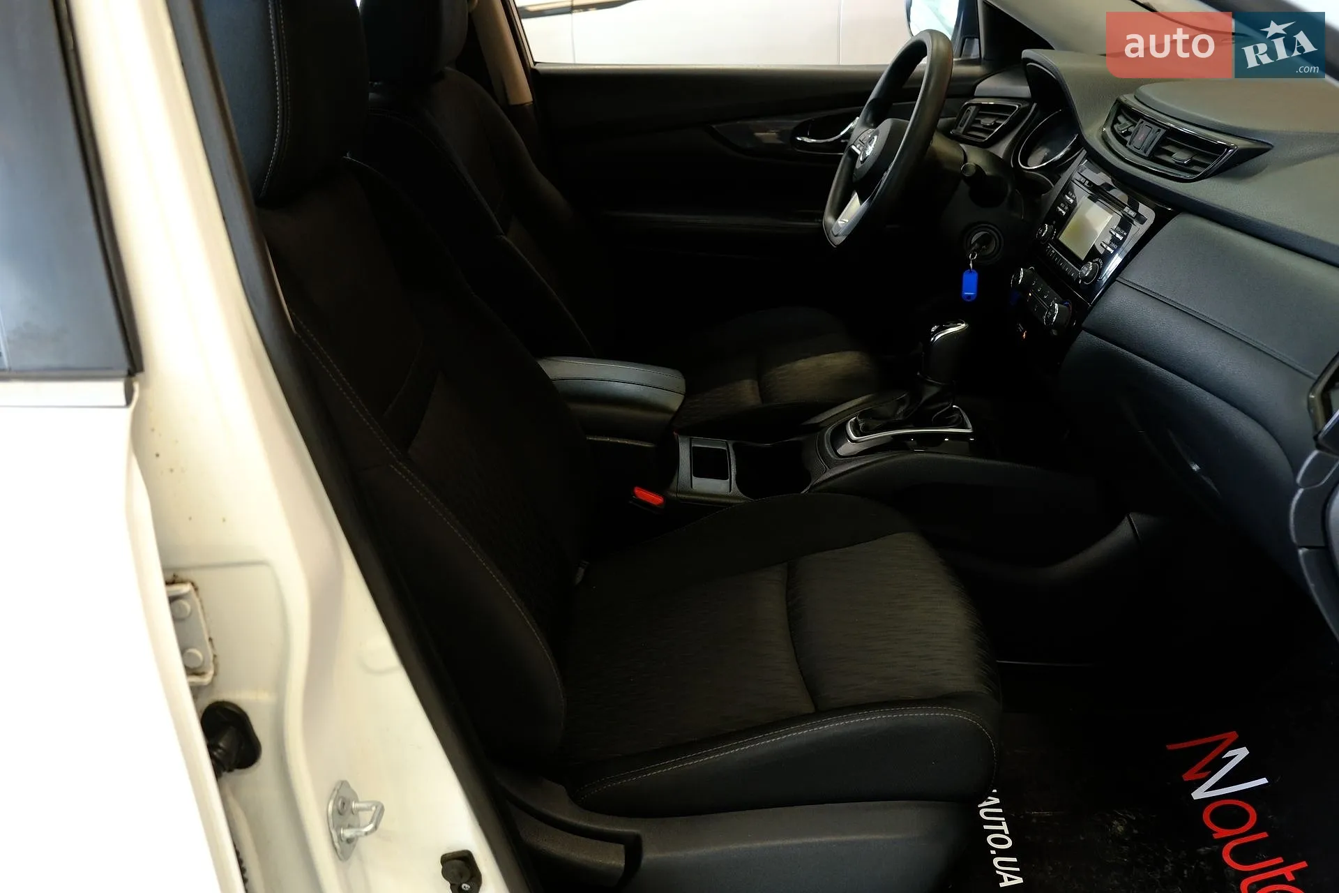 2017 Nissan Rogue - мініатюра 35