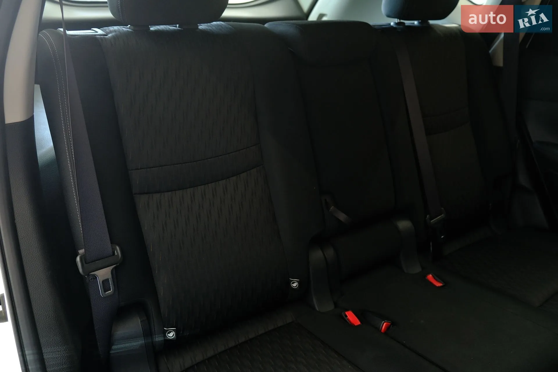 2018 Nissan Rogue - мініатюра 32