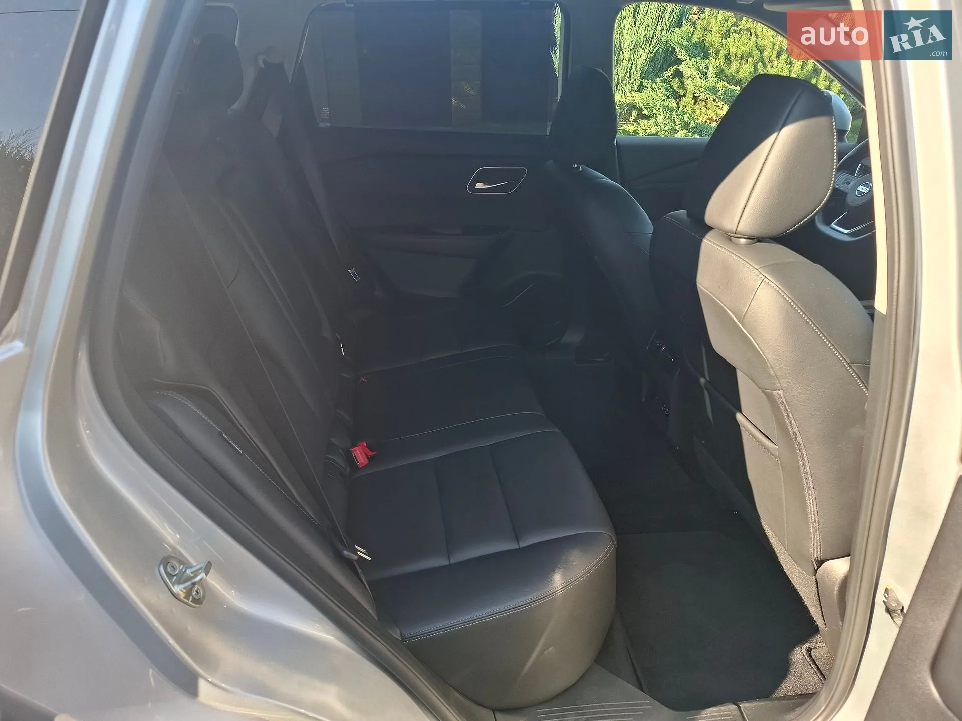 2021 Nissan Rogue - мініатюра 18
