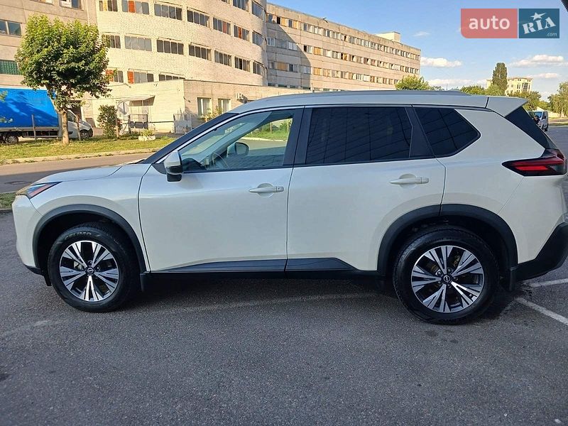 Внедорожник / Кроссовер Nissan Rogue 2022 в Броварах