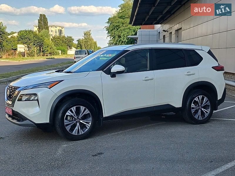 Внедорожник / Кроссовер Nissan Rogue 2022 в Броварах