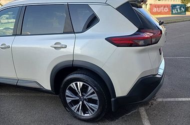 Внедорожник / Кроссовер Nissan Rogue 2022 в Броварах
