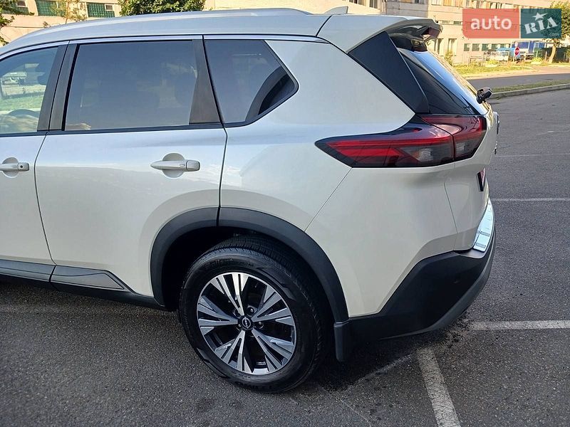 Внедорожник / Кроссовер Nissan Rogue 2022 в Броварах