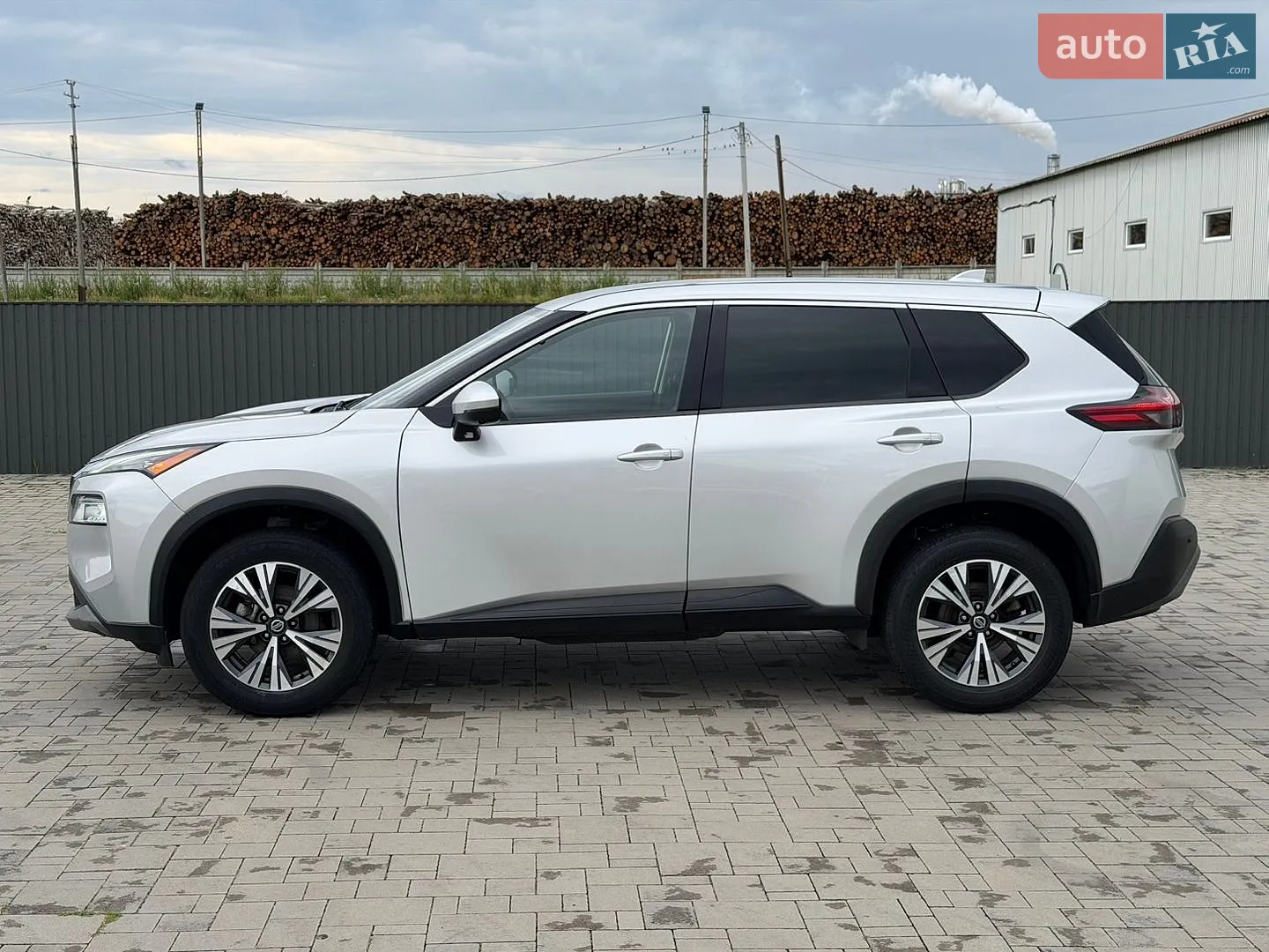 2021 Nissan Rogue - мініатюра 11
