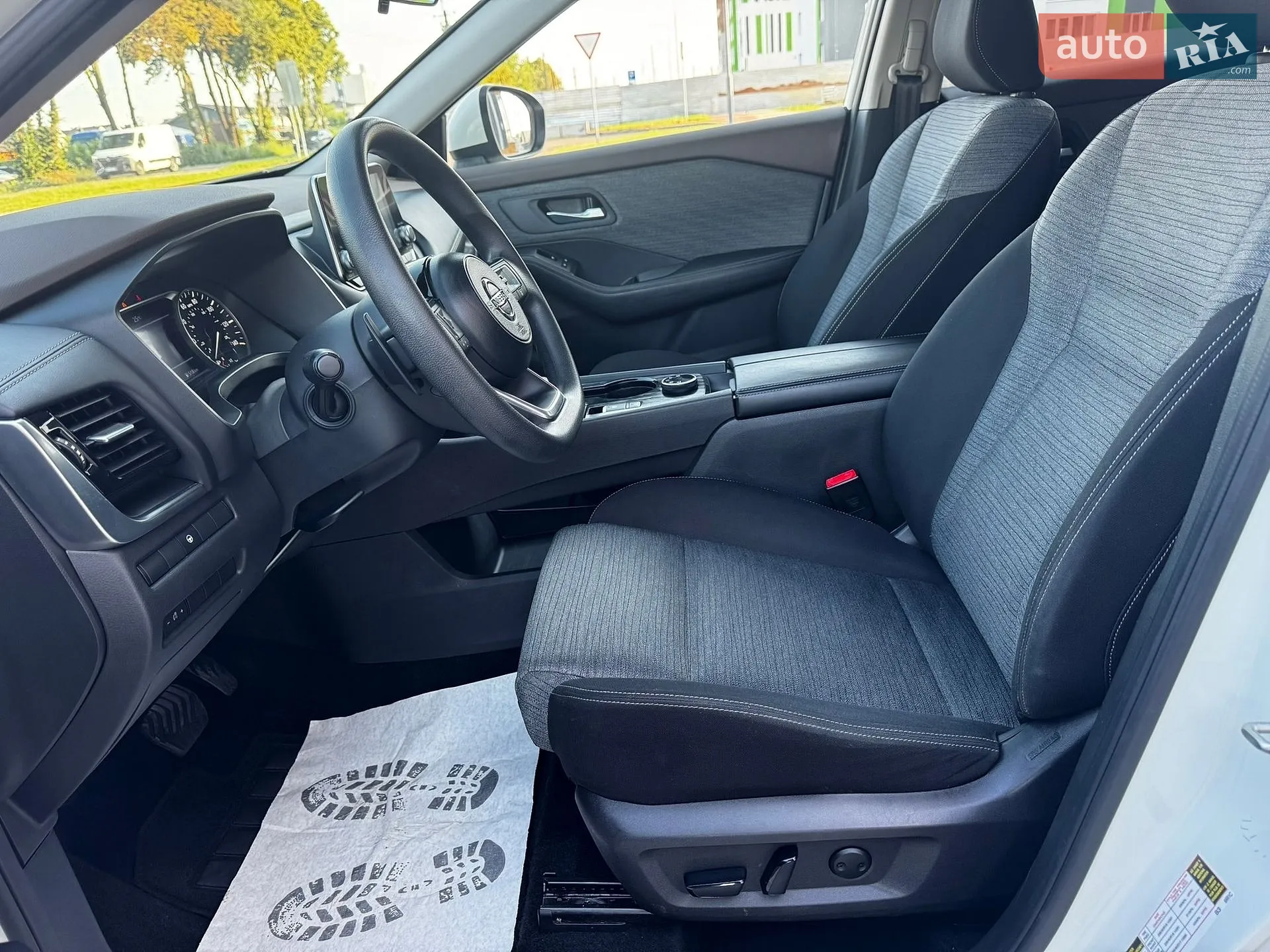 2020 Nissan Rogue - мініатюра 11