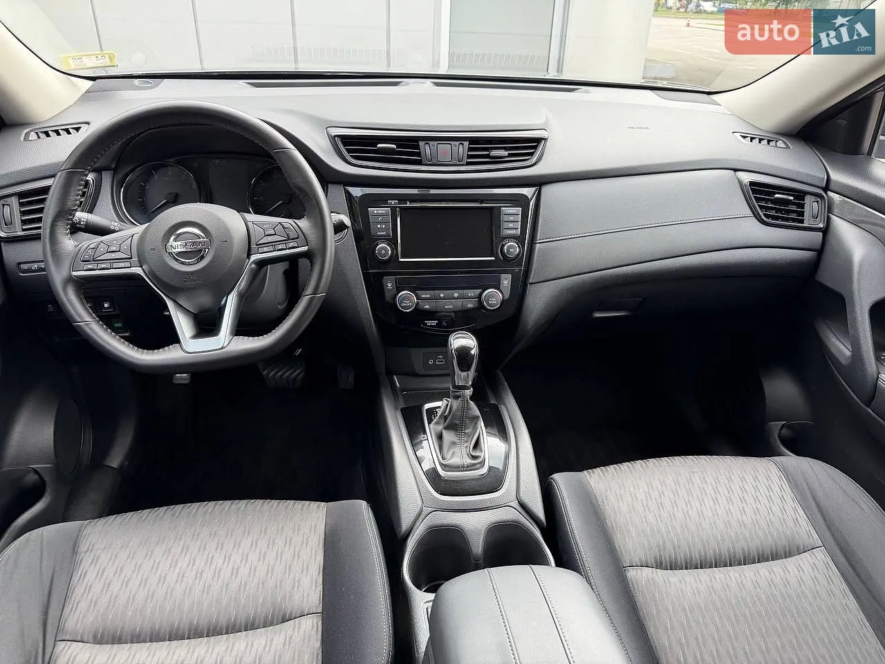 2018 Nissan Rogue - мініатюра 14