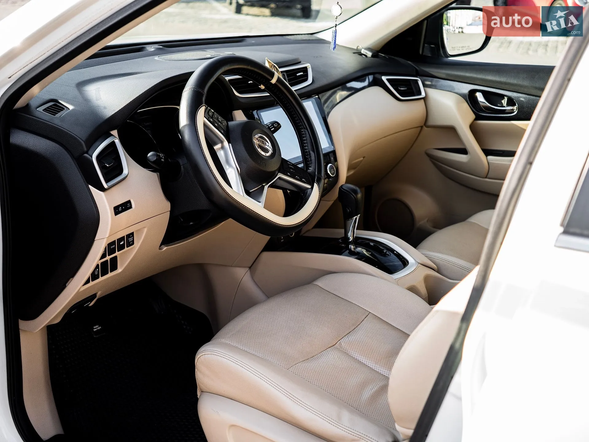 2016 Nissan Rogue - мініатюра 11