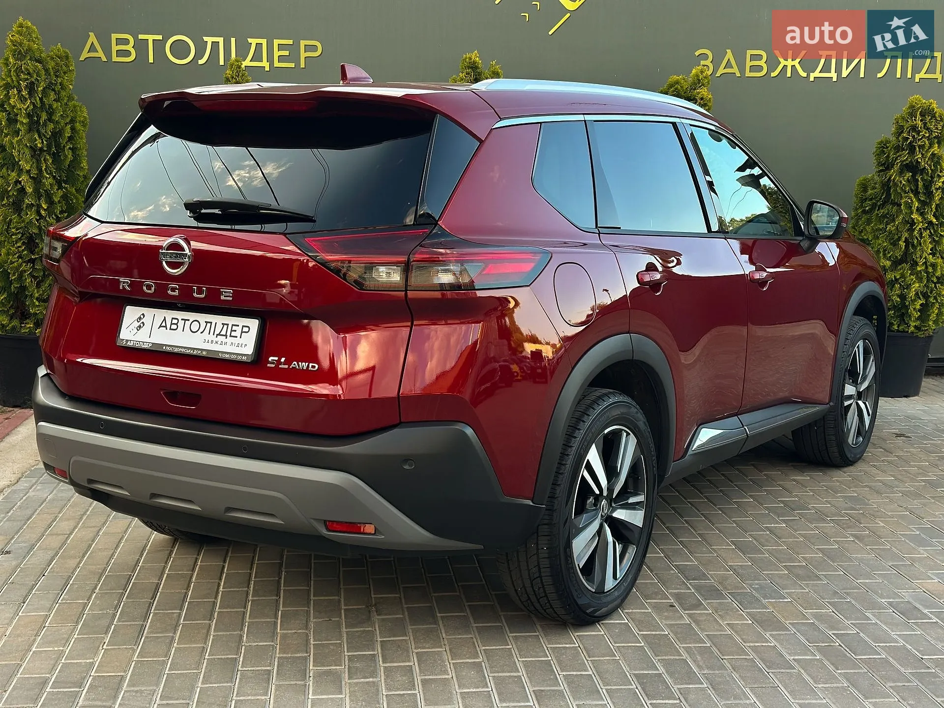 2021 Nissan Rogue - мініатюра 17