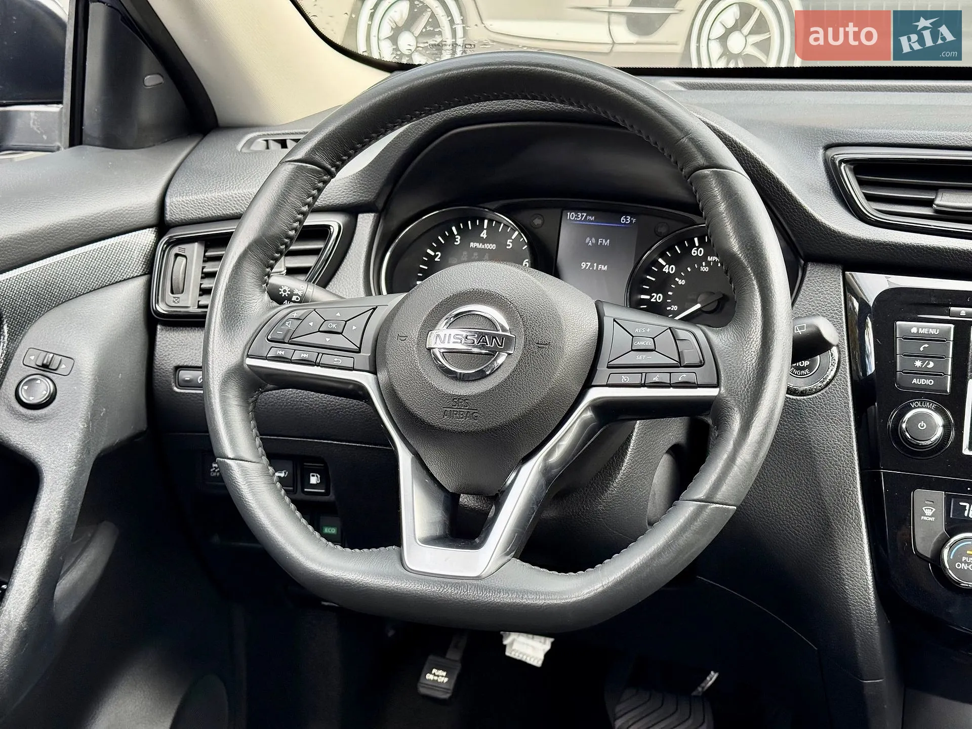 2017 Nissan Rogue - мініатюра 15