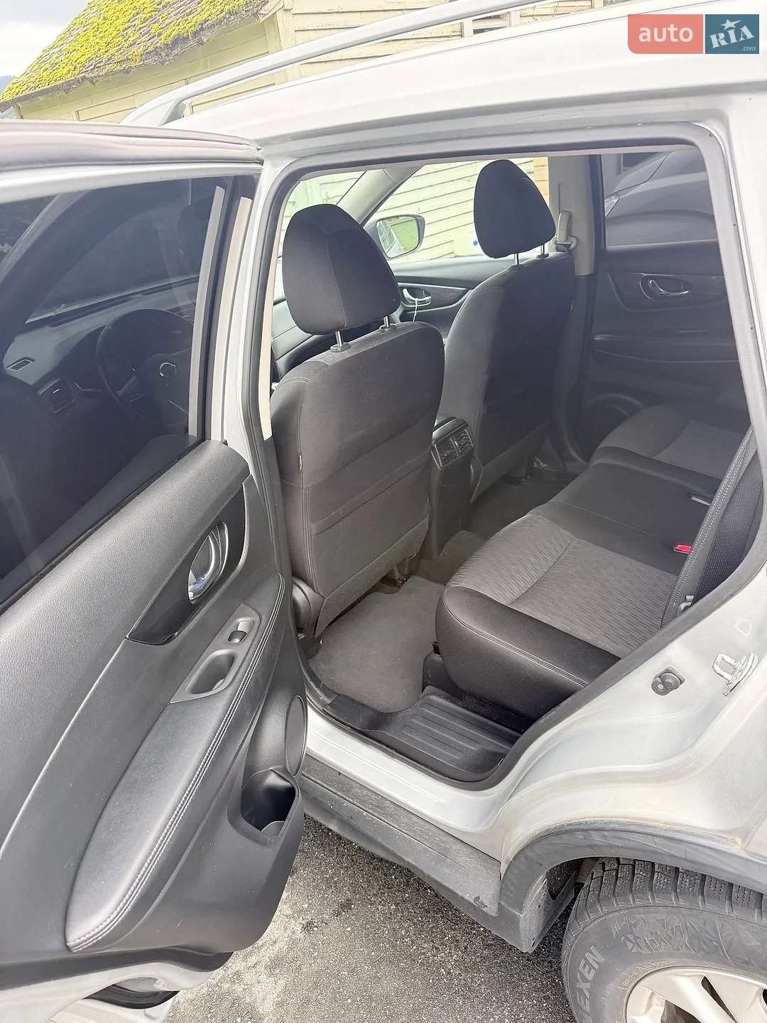 2018 Nissan Rogue - мініатюра 4