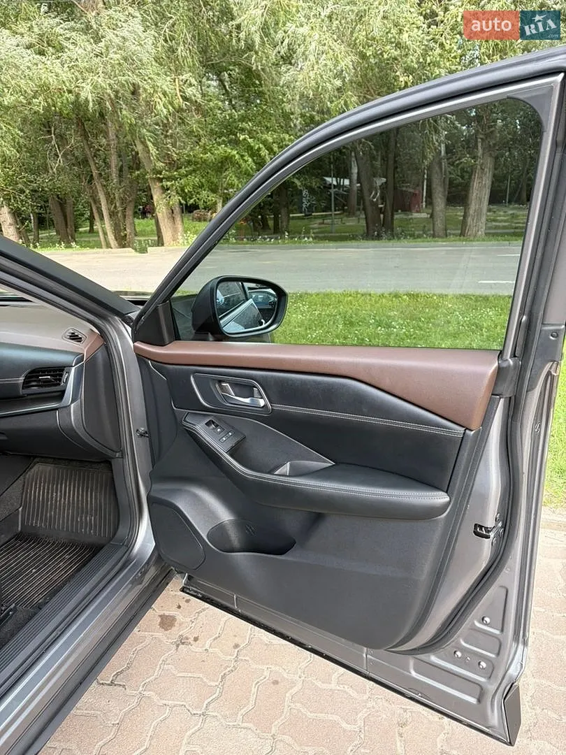 2023 Nissan Rogue - мініатюра 16