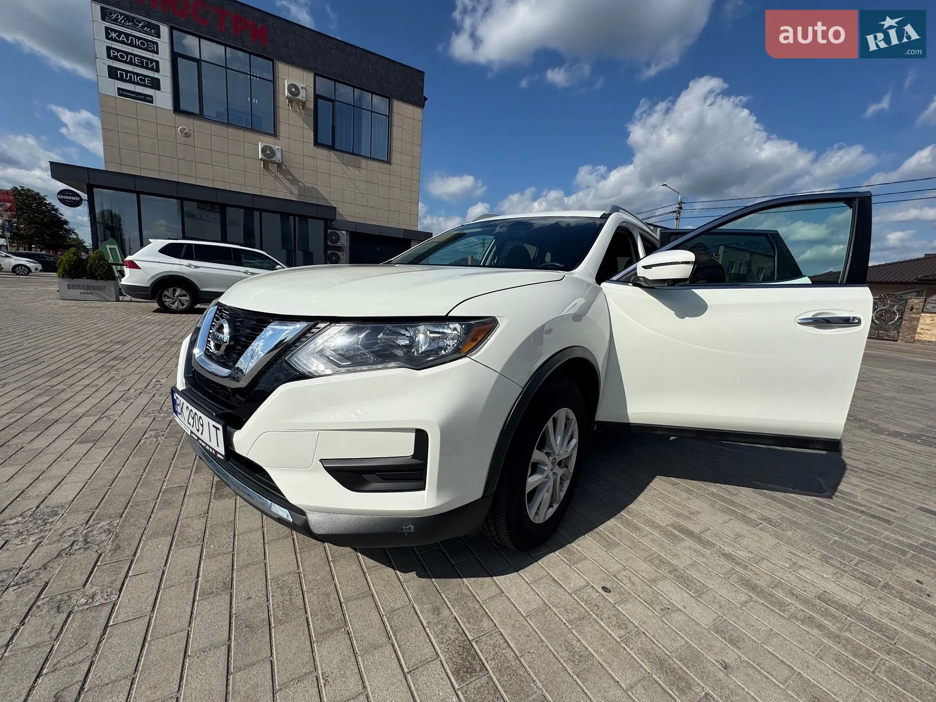 2017 Nissan Rogue - мініатюра 13