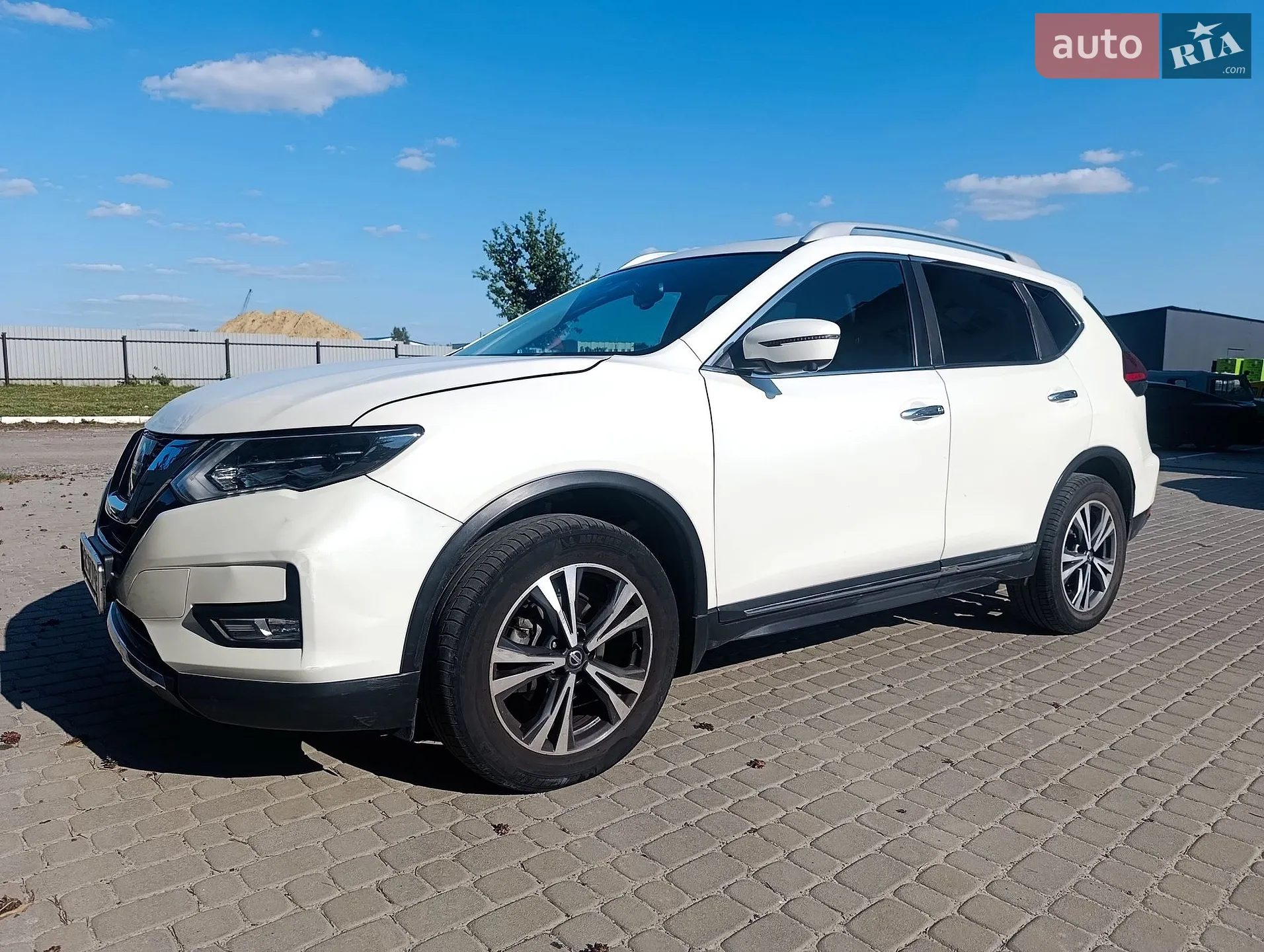 2017 Nissan Rogue - мініатюра 8