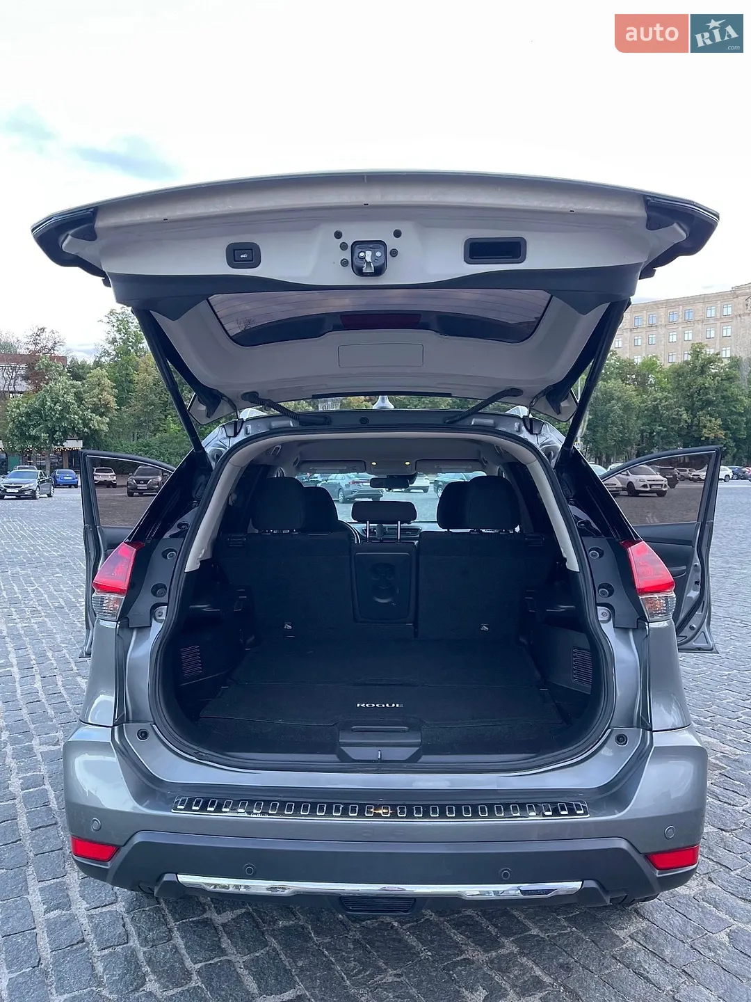 2018 Nissan Rogue - мініатюра 17