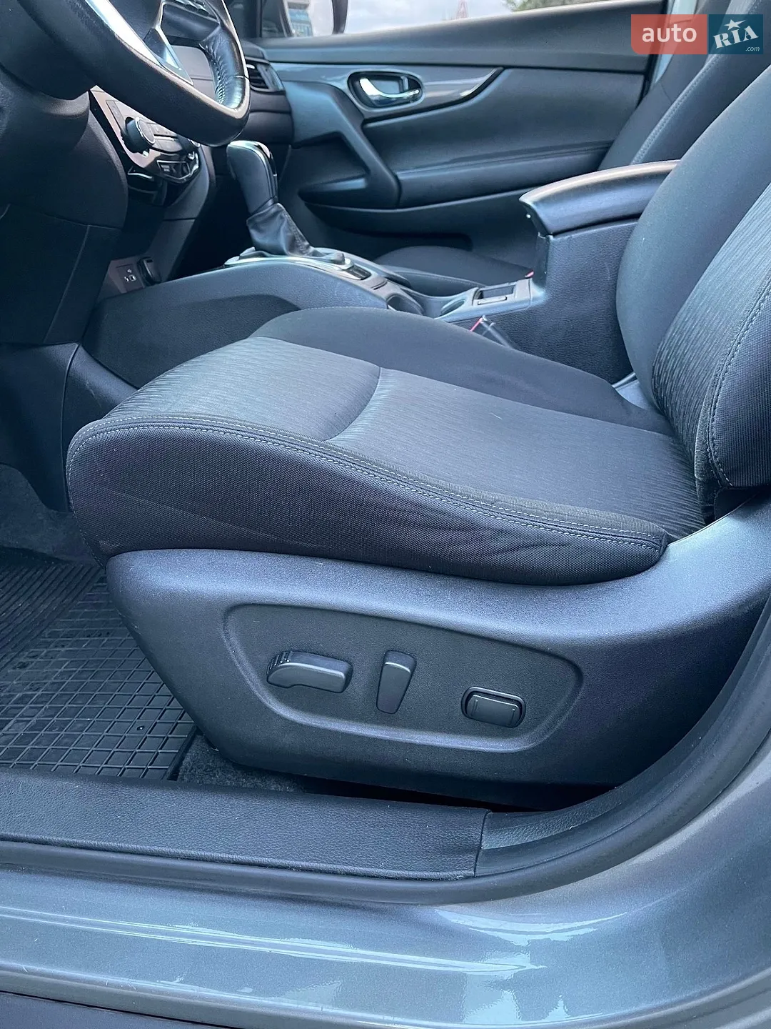2018 Nissan Rogue - мініатюра 22