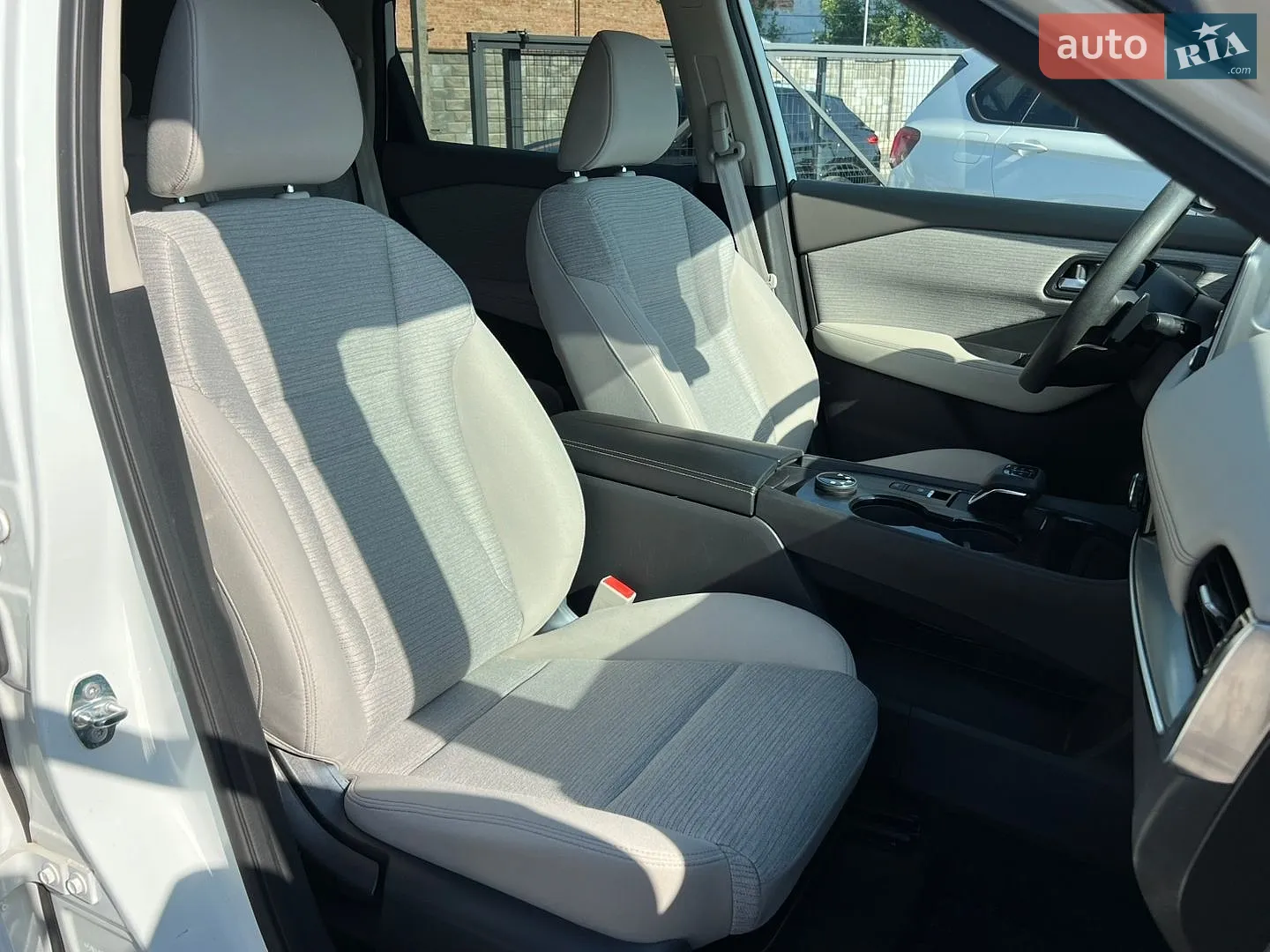 2021 Nissan Rogue - мініатюра 20
