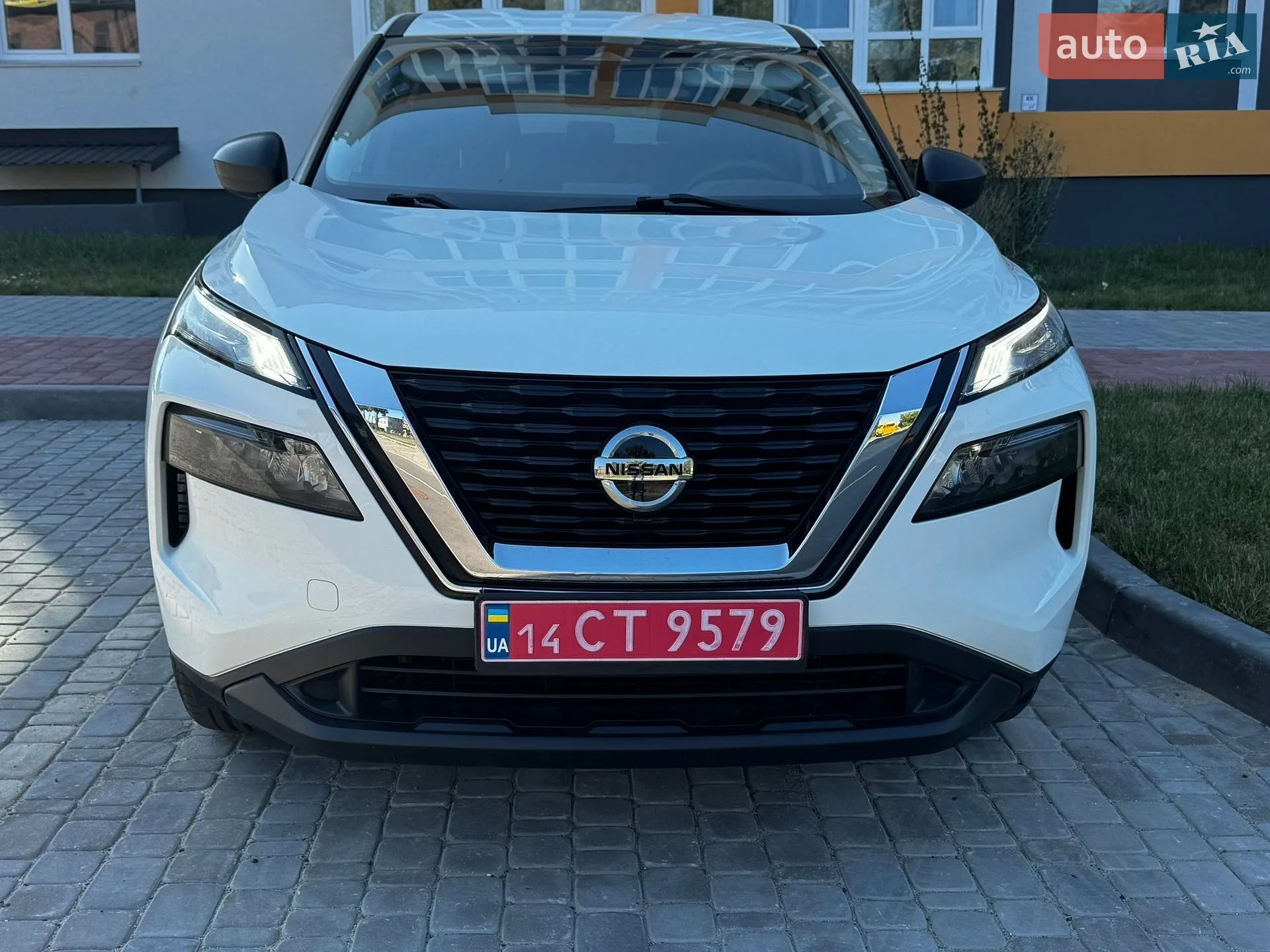 2021 Nissan Rogue - мініатюра 3