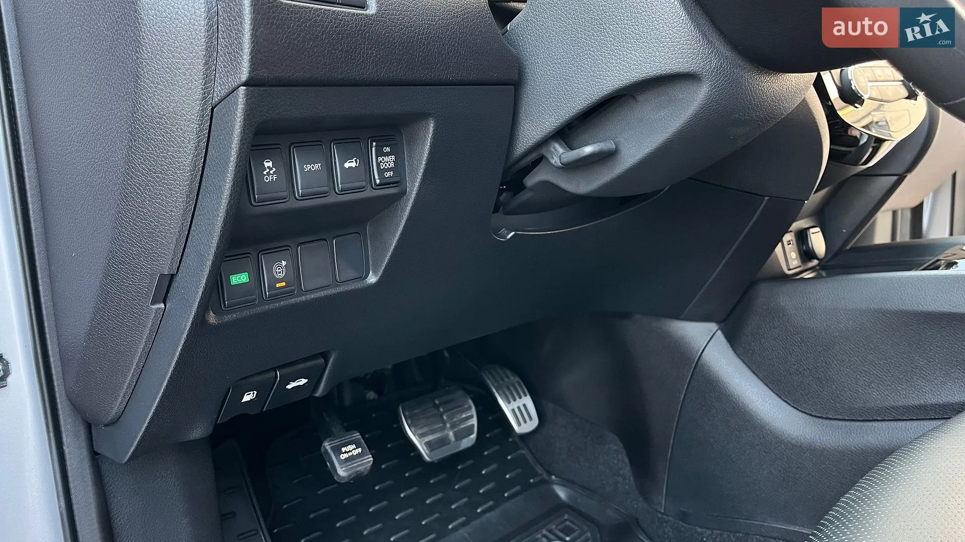 2016 Nissan Rogue - мініатюра 39