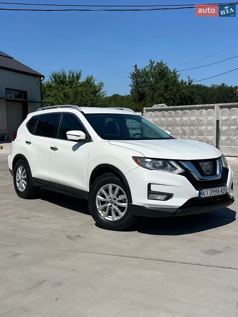 2017 Nissan Rogue - фото 1