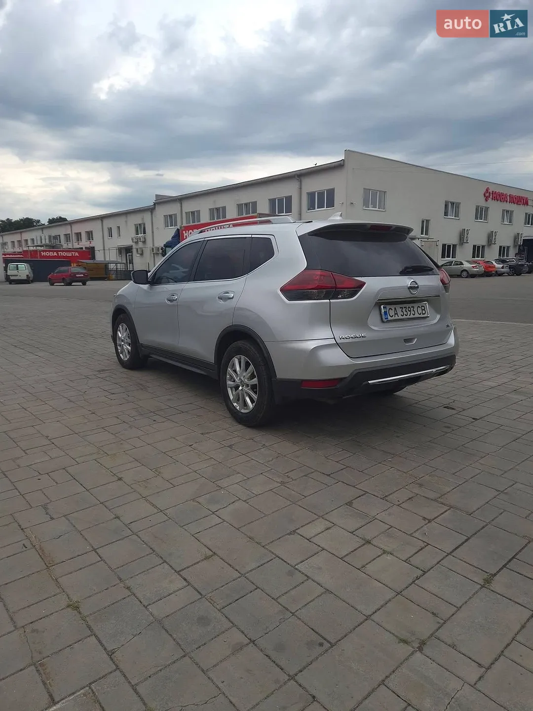 2018 Nissan Rogue - мініатюра 3