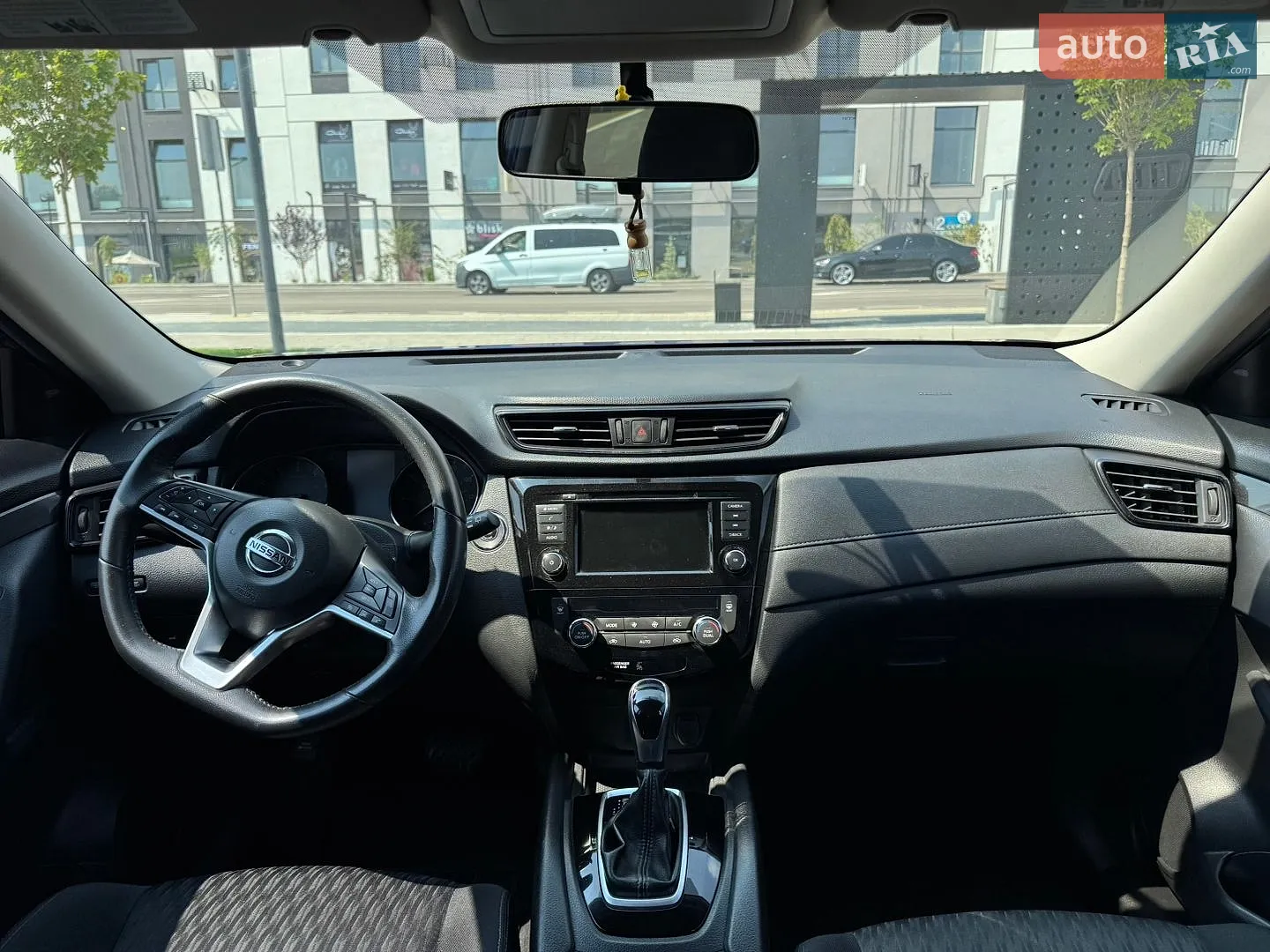 2018 Nissan Rogue - мініатюра 10