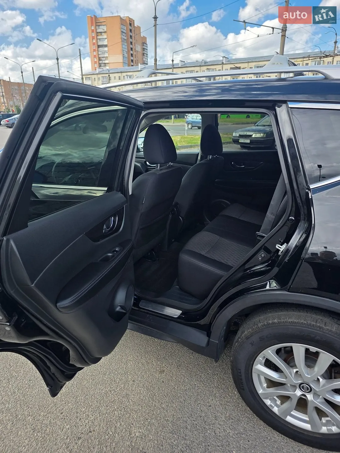 2018 Nissan Rogue - мініатюра 11