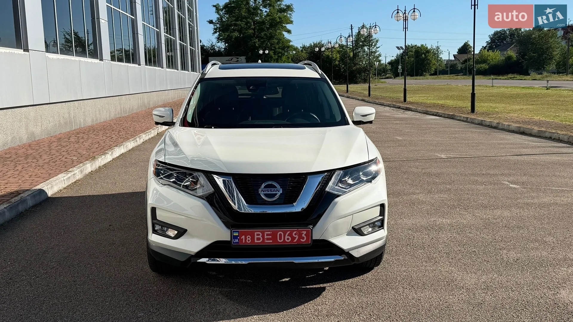 2016 Nissan Rogue - мініатюра 2