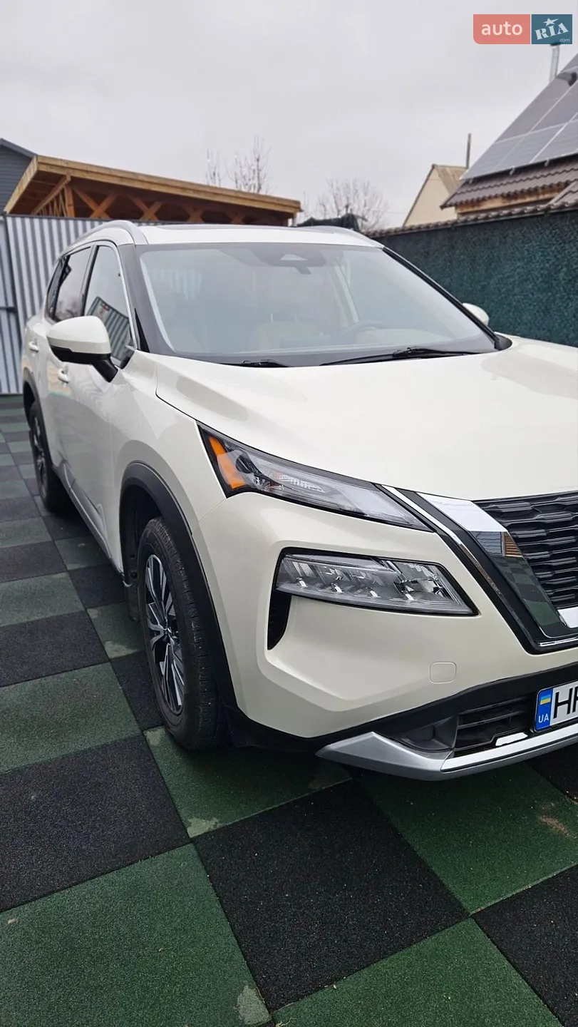 2021 Nissan Rogue - мініатюра 2