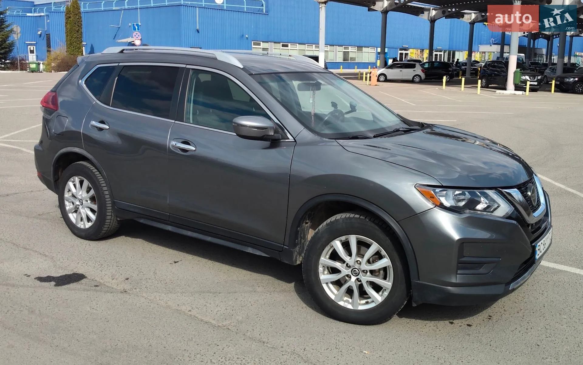 2017 Nissan Rogue - фото 1