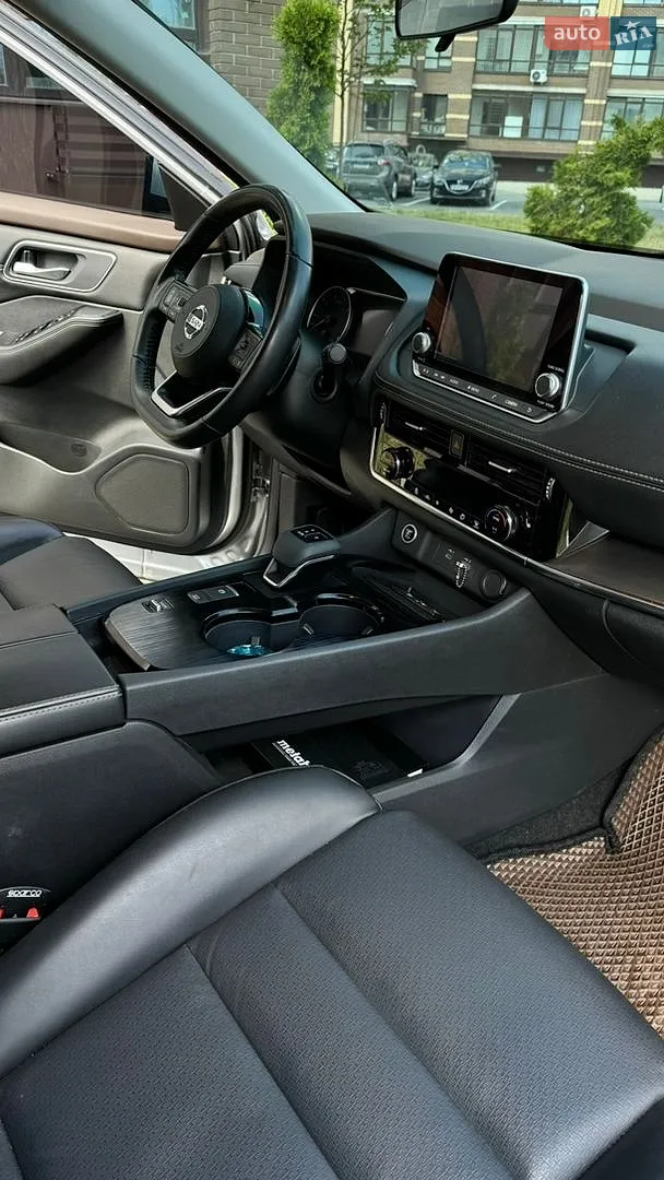 2020 Nissan Rogue - мініатюра 4