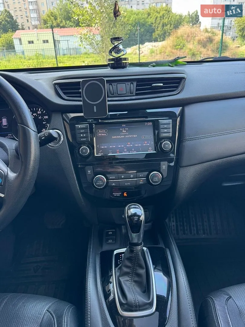 2019 Nissan Rogue - мініатюра 9