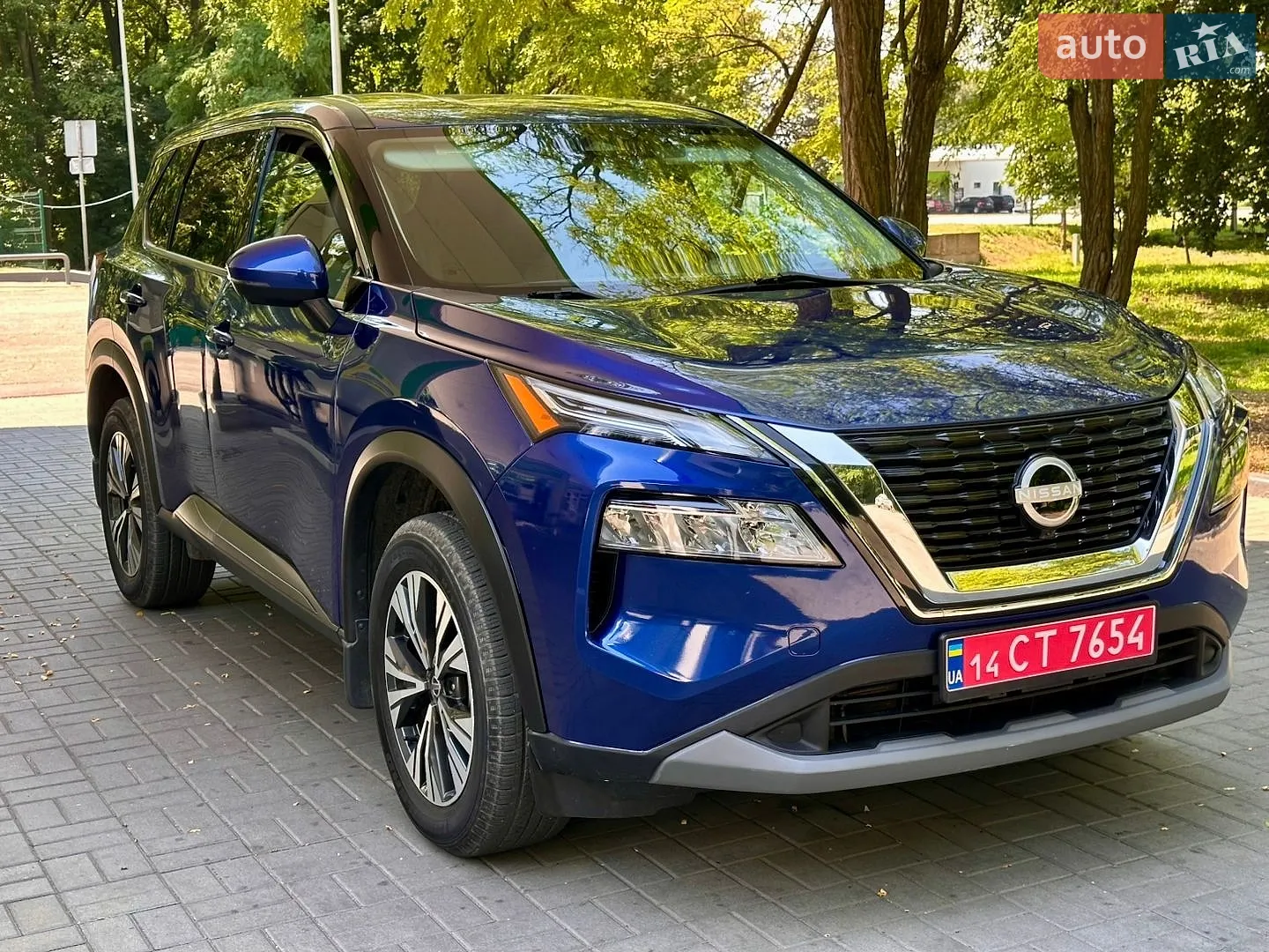2021 Nissan Rogue - фото 1