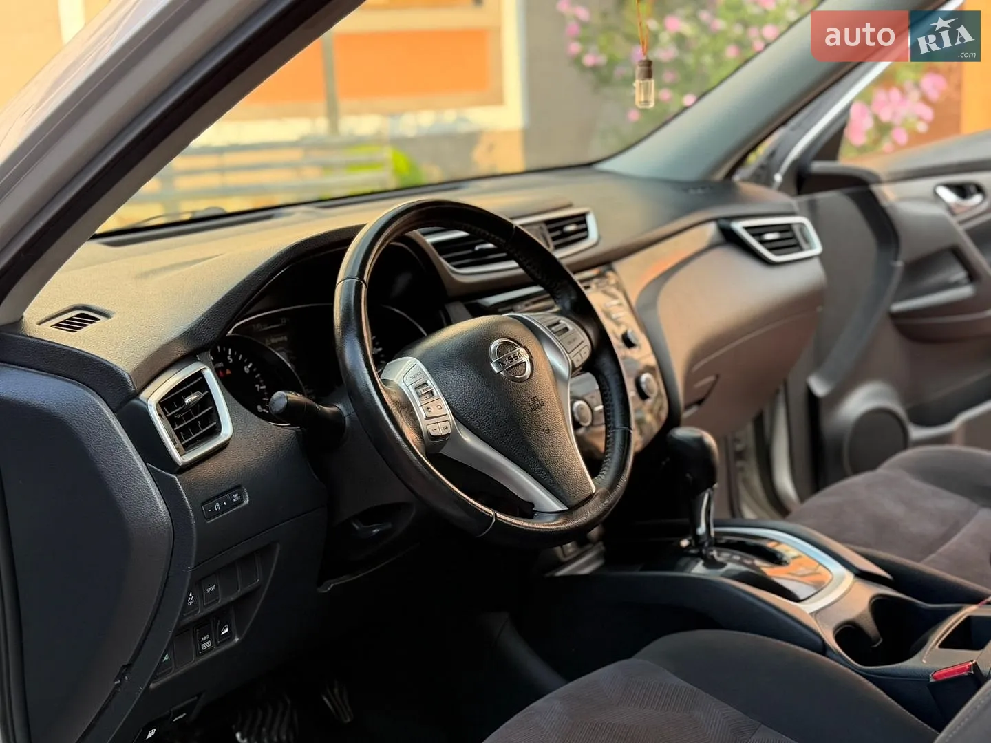 2015 Nissan Rogue - мініатюра 28