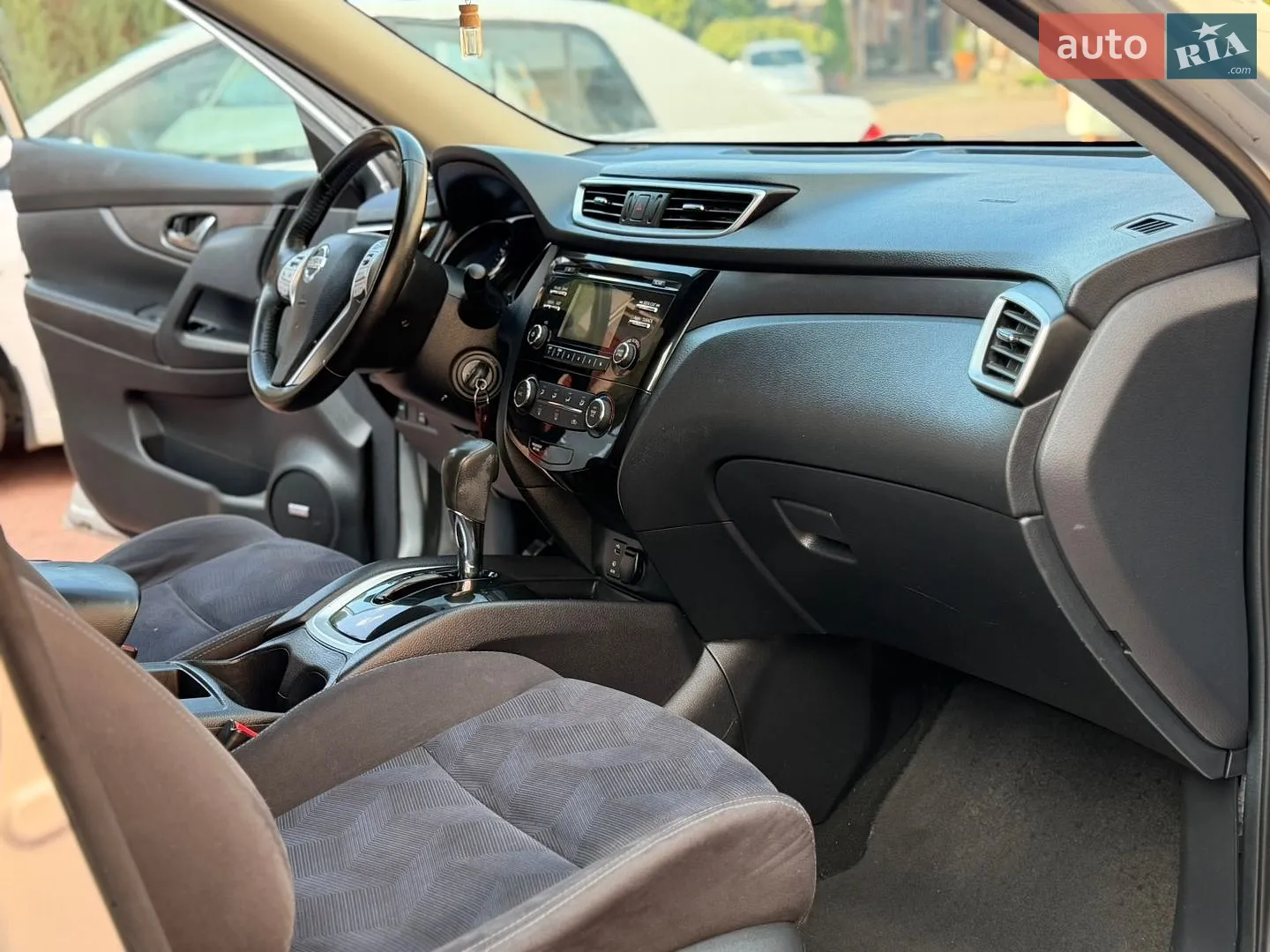 2015 Nissan Rogue - мініатюра 39