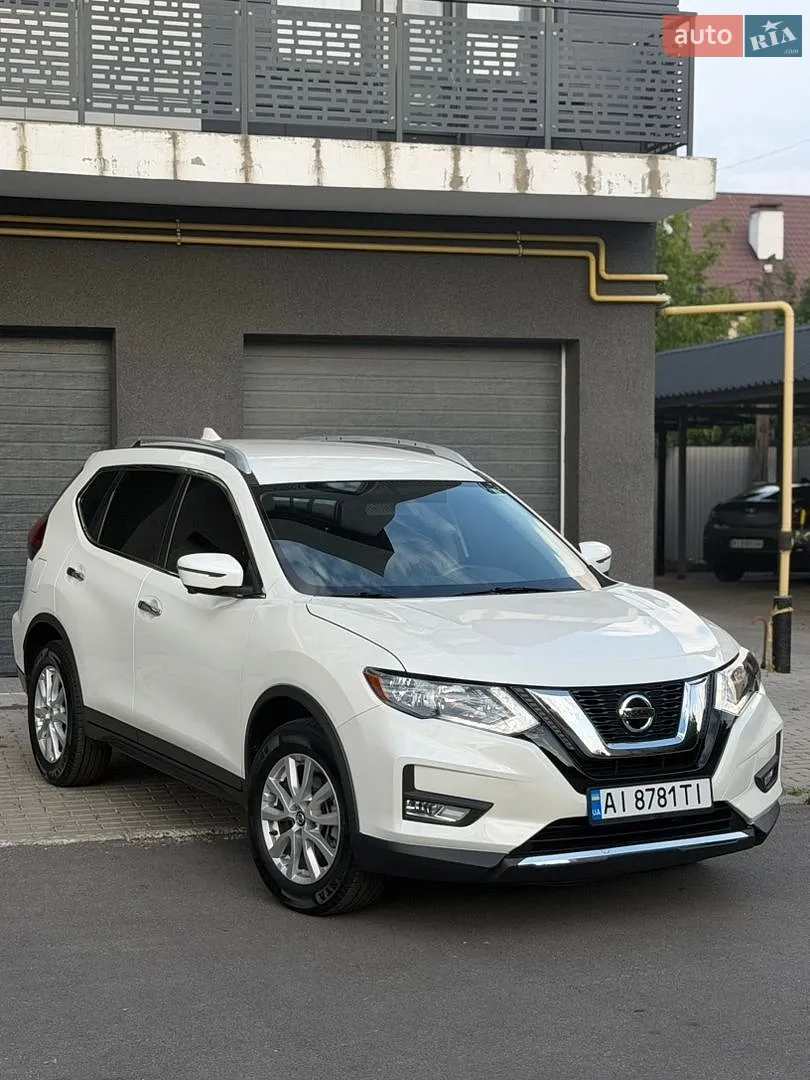 2017 Nissan Rogue - фото 1
