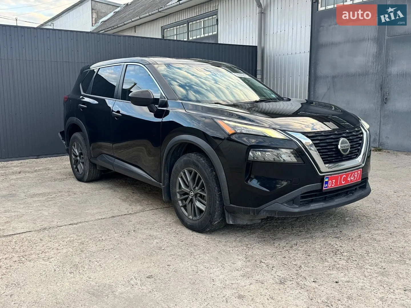 2021 Nissan Rogue - мініатюра 2