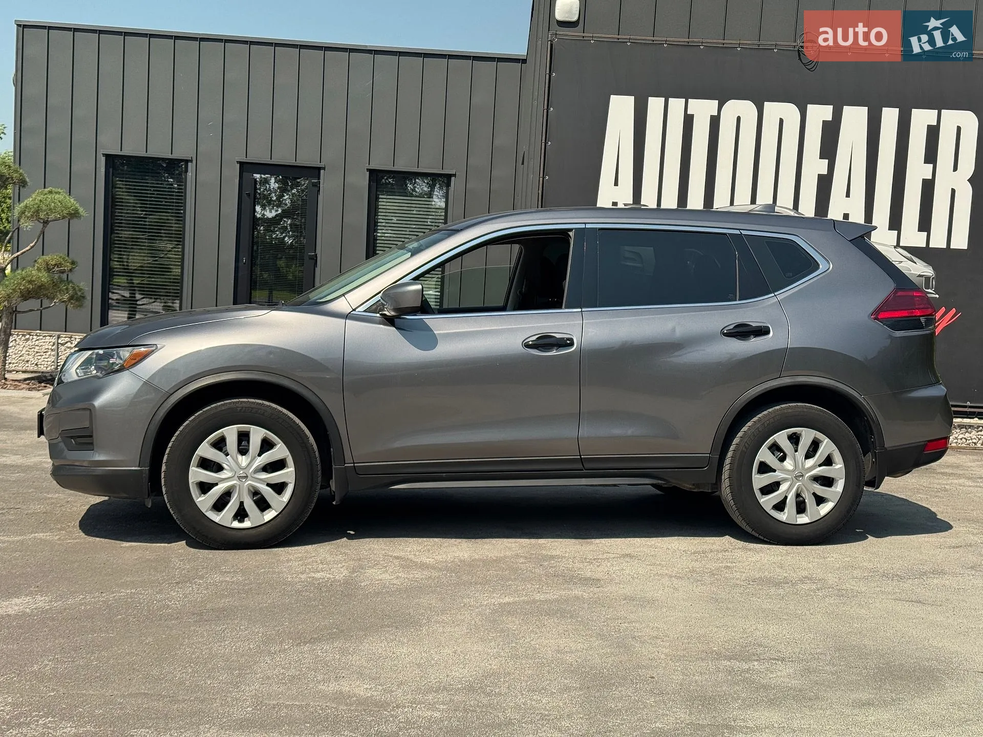 2017 Nissan Rogue - мініатюра 5