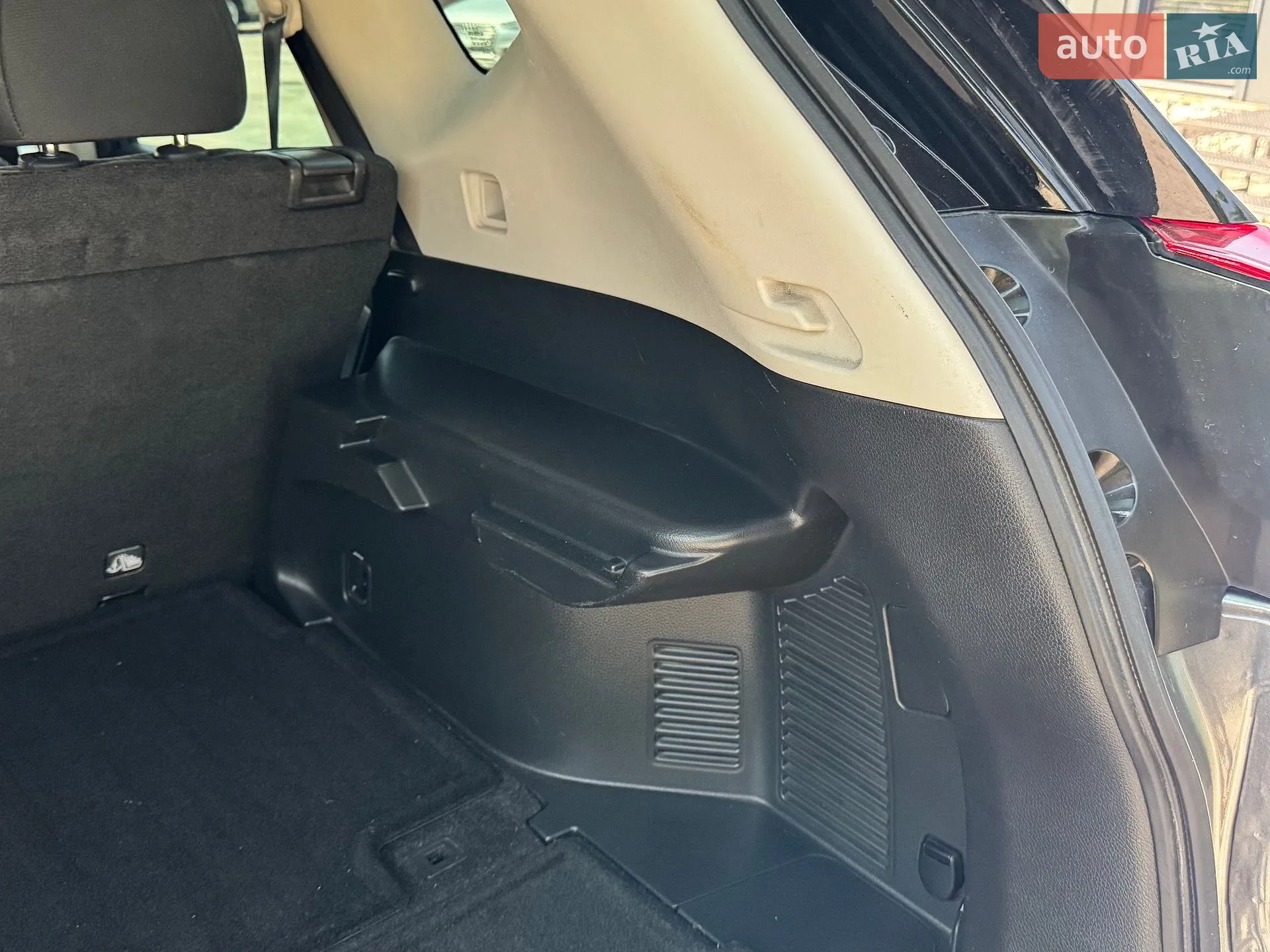 2017 Nissan Rogue - мініатюра 12