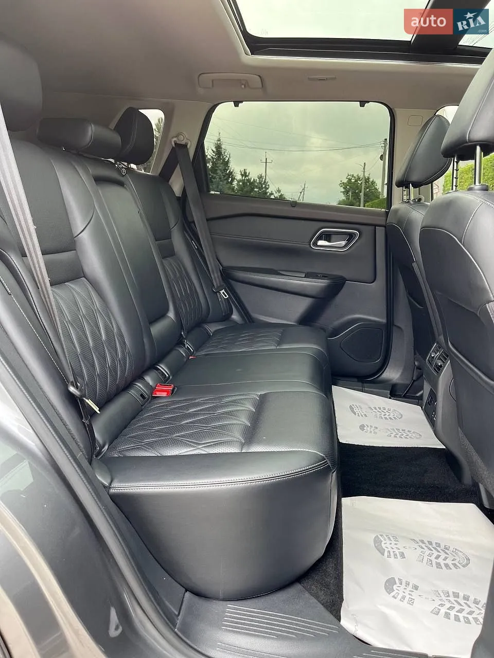2021 Nissan Rogue - мініатюра 17