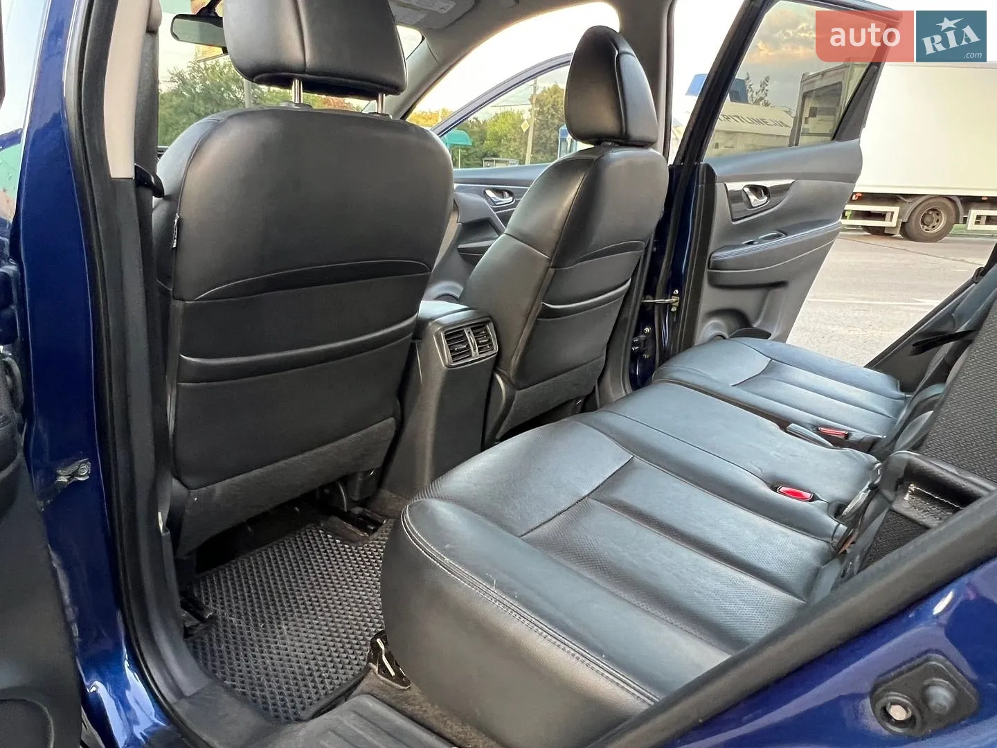2017 Nissan Rogue - мініатюра 25