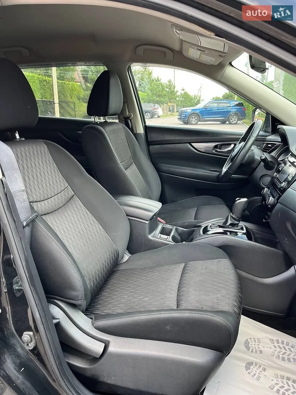 2017 Nissan Rogue - мініатюра 16