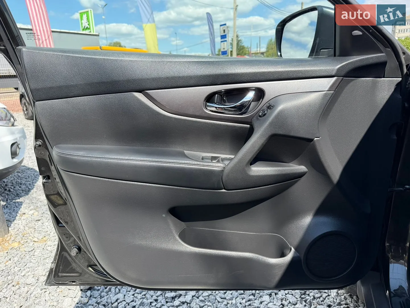 2016 Nissan Rogue - мініатюра 17