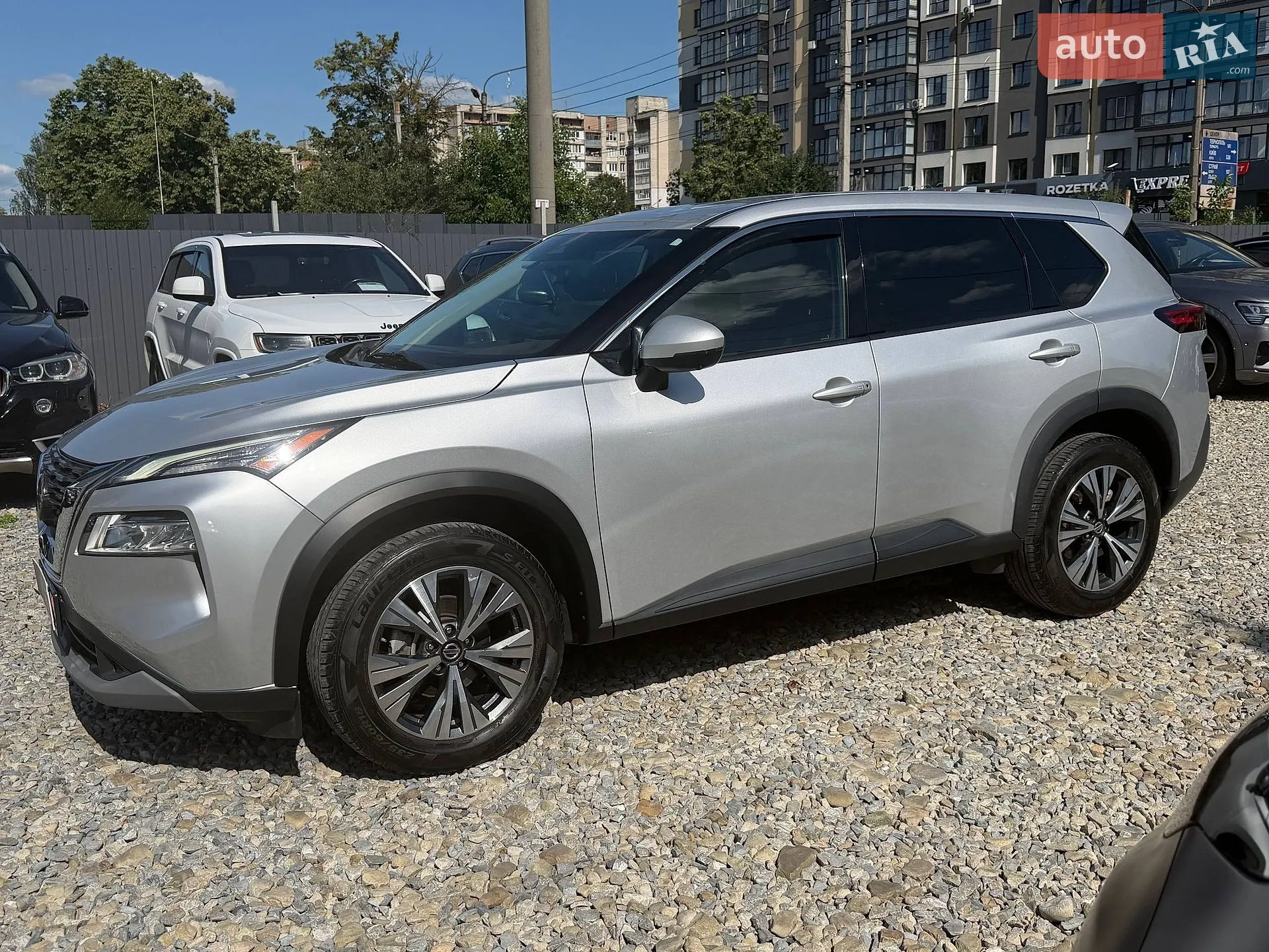 2021 Nissan Rogue - мініатюра 4