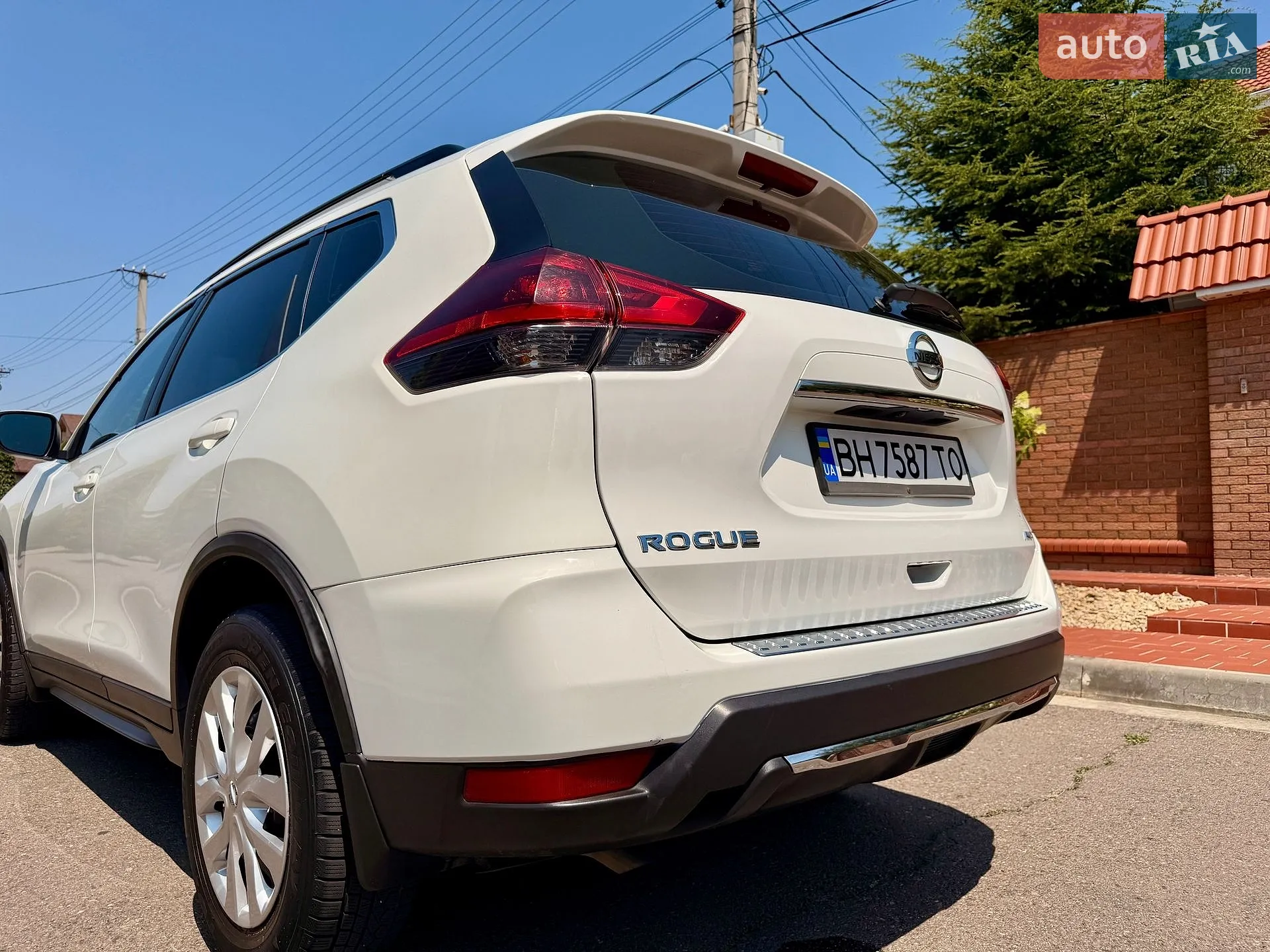 2018 Nissan Rogue - мініатюра 16